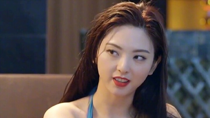 السيدة العصابة تتدخل بنفسها لتختبر ما إذا كان حبيبها هو نفسه أم لا، لكن النتيجة فاجأتها تمامًا!