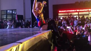 Pertunjukan Juri Guangxi [Seni Tari] AC Postur tubuhmu di atas panggung terlalu menggoda