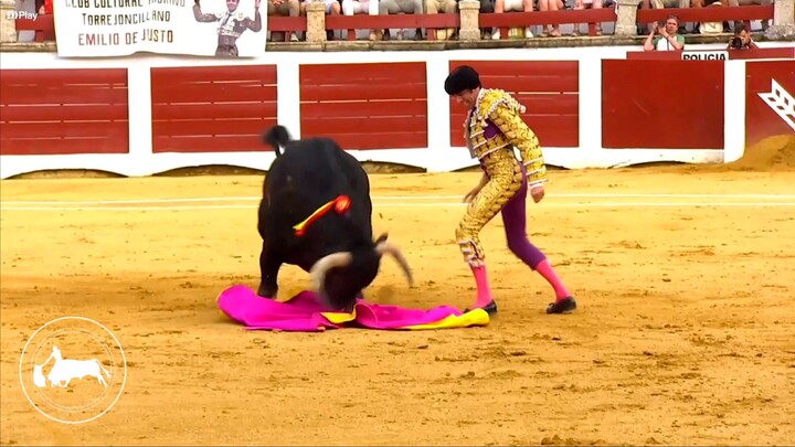 Emilio de Justo, primer toro, Feria de San Fernando, Cáceres 31-05-2026, Canal Extremadura