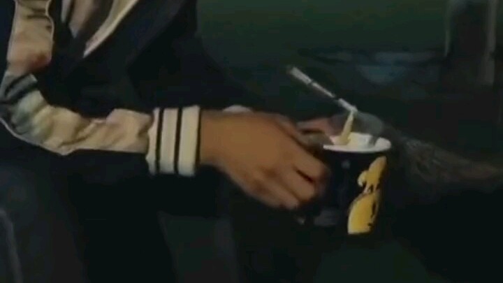 On his mother’s death anniversary, a student ordered alcohol with his food delivery. When the teache