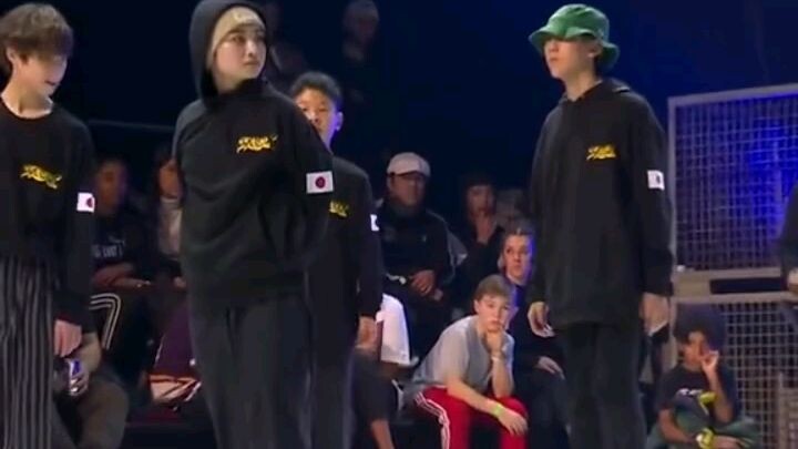 Japan dance contest