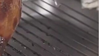 الغزلان من شمال شرق الصين تشاهد "الجوانب يفهمون كيف يأكلون حقًا～" وتفقد السيطرة على نفسها فورًا! "أر