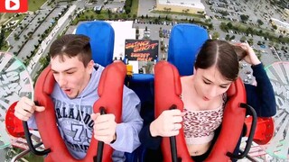 Ada yang aneh di video ini?