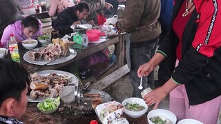 Những món ăn ở chợ phiên có bẩn như mọi người nghĩ không P1 ? Ẩm Thực Chợ Phiên Tây Bắc Dịp Cuối Năm