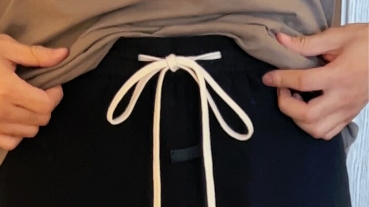 Nghe nói có đến 50% người không biết thắt nút dây quần.