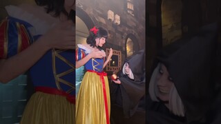Ohhh my bestfriend 😚 WE BAD B FOREVER 🍎👑🖤 #snowwhite #ciin #tiktok #disneyprincess