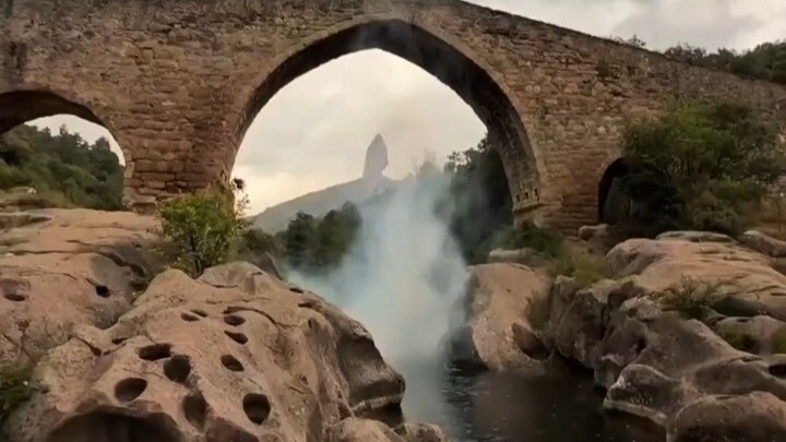 "Kalau tidak punya selera seni, memang sulit untuk menemukannya."