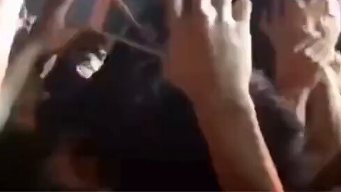 【C-BLOCK】【GOSH】Aku yakin kamu mulai tertawa dari detik ke-9 (