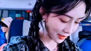 Khuôn mặt Mạnh Tử Nghi: Không biết nhóm chương trình thắt dây an toàn có phải là Running Man "Runnin