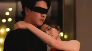 Hanya Gadis baik hati menikahi CEO cacat dan galak, menyembuhkannya, hamil & dimanja