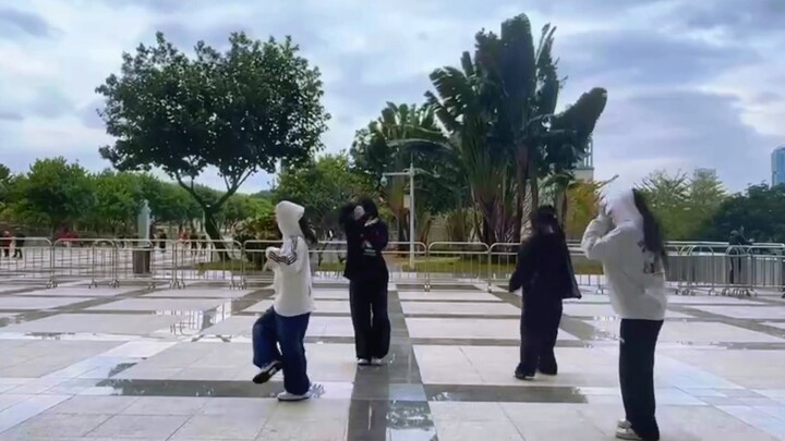 Whiplash Blindfold Challenge: Each Dances Its Own