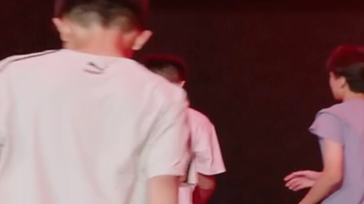 How to describe the cries in a new environment #ato choreography #street dance