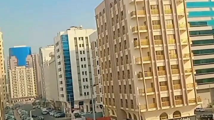 #vlog#Abudhabi#balcony#foryou#first#video#New#here#bili bili app is a my favorite app # bili good#ha