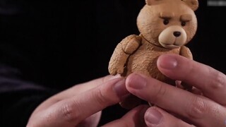 My favorite photography prop is this teddy bear [Alan Model Play]