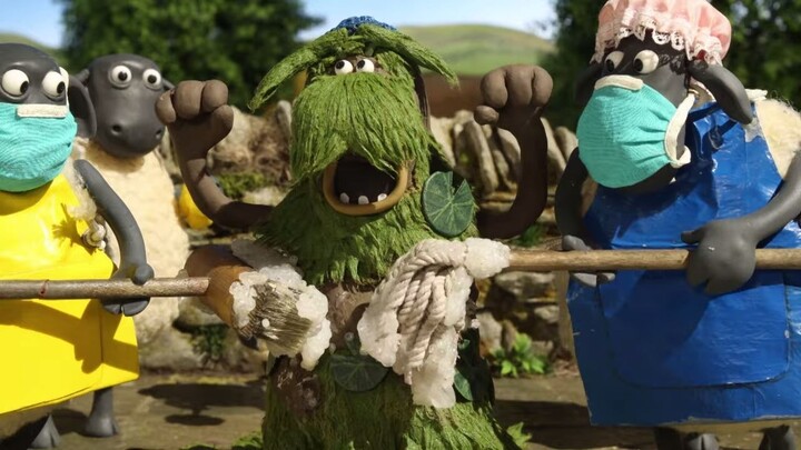 Run Shaun Run  Shaun the Sheep  Mossy Bottom Mayhem  Farm Animal Halloween