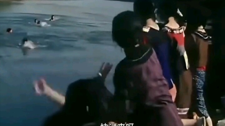 Sang Pendahulu Kaisar baru memulai usaha belum separuh jalan, tiba-tiba anggarannya habis di tengah 