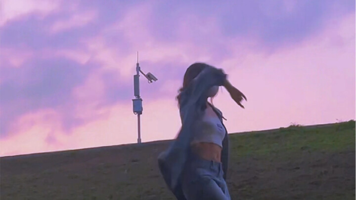Jhope-on the street Under the purple sky is my longing for you