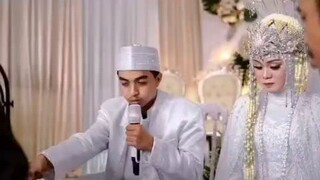 yang baik akan berjodoh dengan yg baik pula,, begitupun dengan sebaliknya, jadi perbaiki lah dirimu