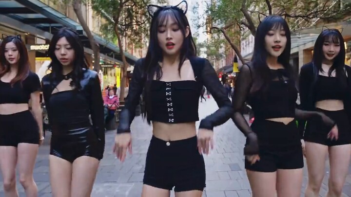 【AOA】 'เหมือนแมว' ใครจะไม่ชอบก้าวเดินอันเบาและเงียบสงบของแมวได้ล่ะ! - ซิดนีย์เคป็อปในที่สาธารณะ