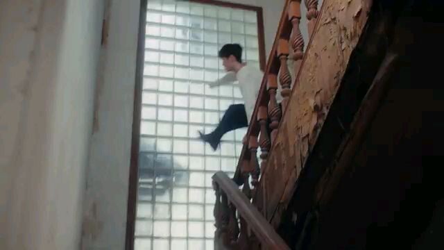 Close Your Eyes "Pose" M/V