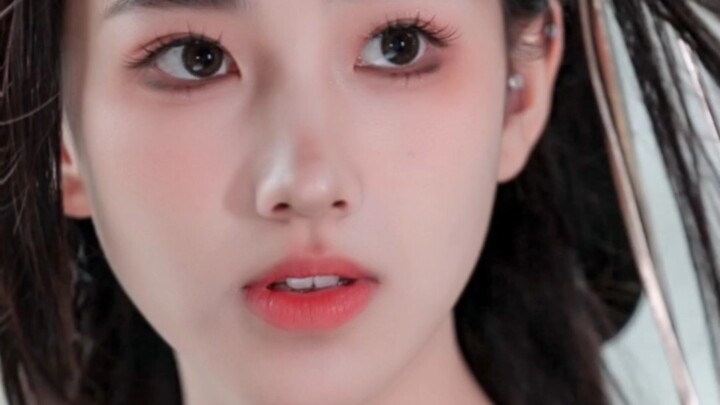 หวงยวี่เหยา คุณกำลังทำอะไรอยู่เนี่ย