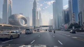 "ربما هذا هو سحر المدينة الكبيرة~"