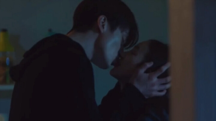 [Li Dongxu's Kissing Scenes Collection] Old Li's 7 dramas are affectionate kiss...