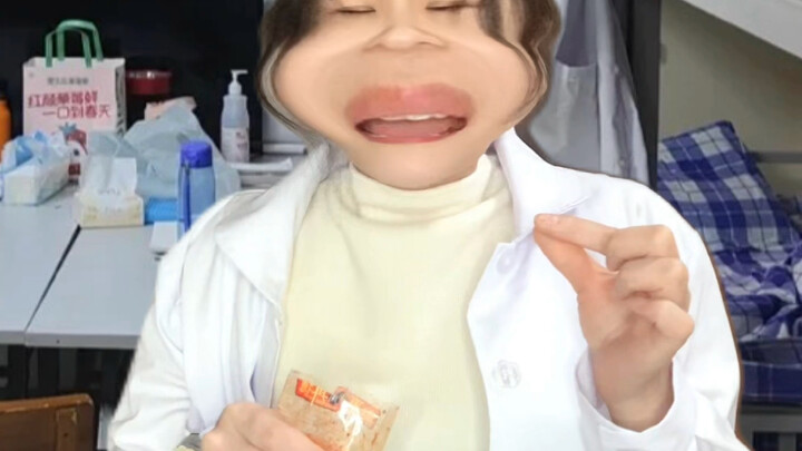 在医院上班的时候看到shi都是香的