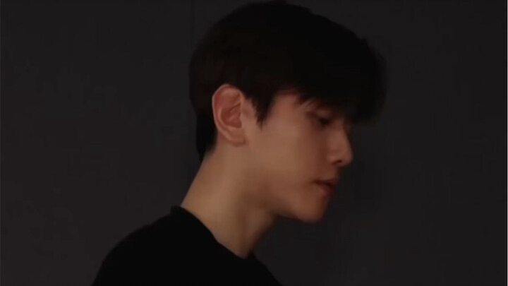 Biện Bá Hiền: Ta cược với trời rằng lòng ngươi sẽ rung động trong giây lát