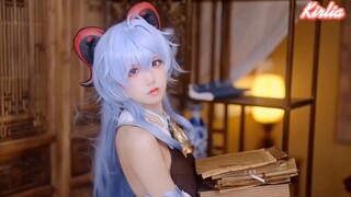 [Cosplay] [Genshin Impact] Ganyu thực sự rất đáng yêu