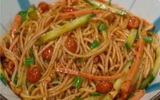 "有喜欢吃面条的吗