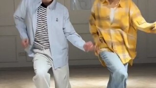 艾米和左叶你们俩是不想要颜粉了吗