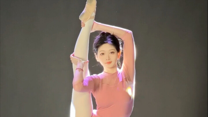 Dance exam simulation, poor professional skills, failed