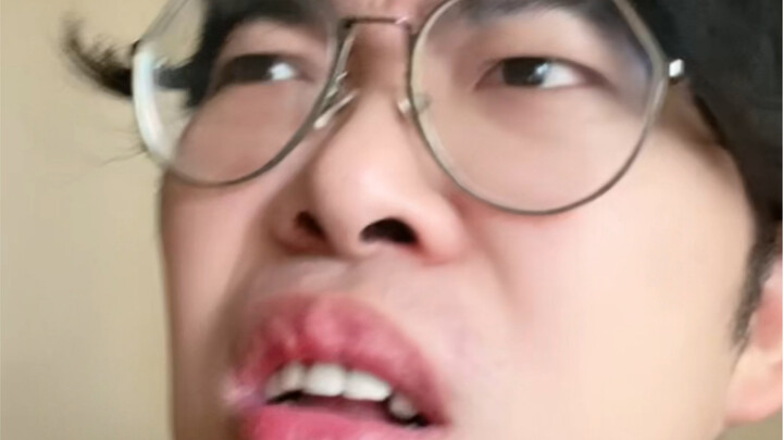 Khi bạn có một người bạn rất giỏi ví von