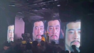 Liu Bei dan Cao Cao bertengkar disko klub malam!