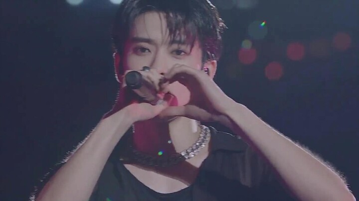 [Jeong Jaehyun] So this is what someone with thick body hair looks like?