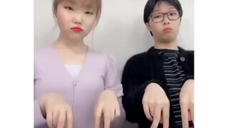 李秀贤 x 李灿赫 - WINNER《HOLD》舞蹈挑战 怎么还打起来啦