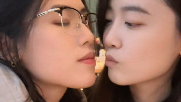 le｜Sayang, ciuman sebanyak apa pun rasanya masih belum cukup～