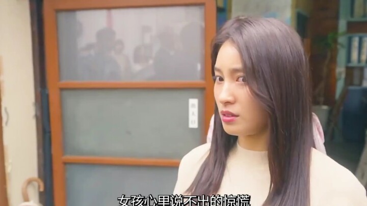 Cô bé Lọ Lem thời hiện đại kết hôn vào gia tộc giàu có, bộ phim này vừa sến súa, vừa nhảm nhí lại cò