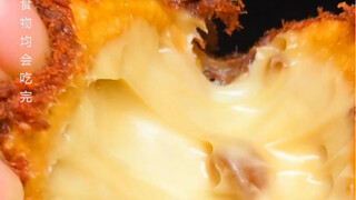 هل جرّبتِ سابقاً كعكة بيبي المتسخة المضاف إليها مسحوق الكاكاو وصلصة الشاي بالحليب؟