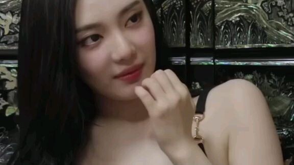 Ningning aespa lucu banget 😭