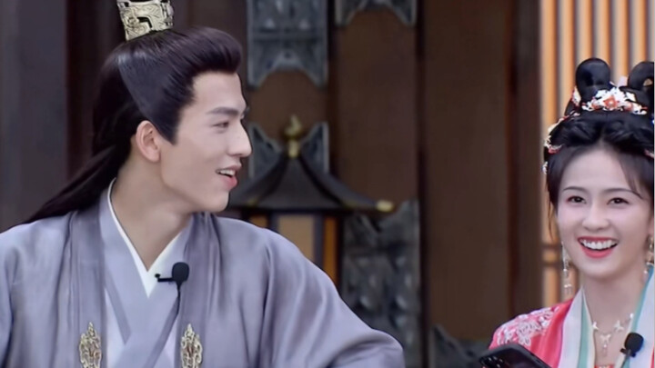 [Zhang Linghe×Bailu] Ai hiểu được tôi, cái huých và tra hỏi này thực sự rất ngầu.
