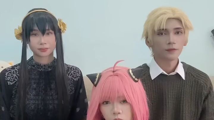 Cosplay anime: batal puasanya