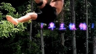 Chiếc búa của vị vua khiêm tốn