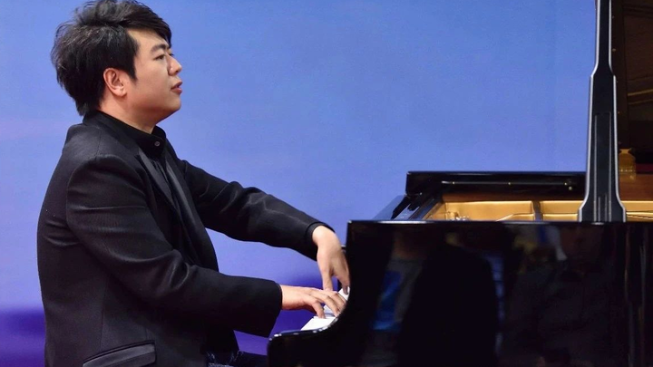 Lang Lang performs the "Yellow River" Piano Concerto (Bavarian Radio Symphony Orchestra / Jansons)