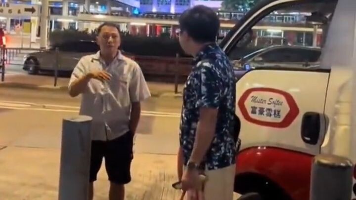 Hong Kong ice cream tycoon insults and discriminates against customers using Alipay—only to find out