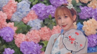 『长隆女团』点开即可获得一只蓝旗袍音