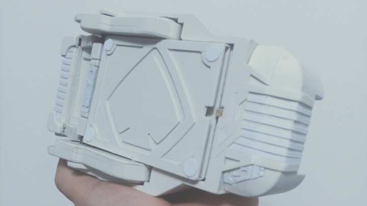 Make Kamen Rider blade belts from plastic sheets (3)