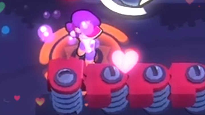 【Động thái】Chỉ vì trong đám đông đã liếc nhìn em một cái