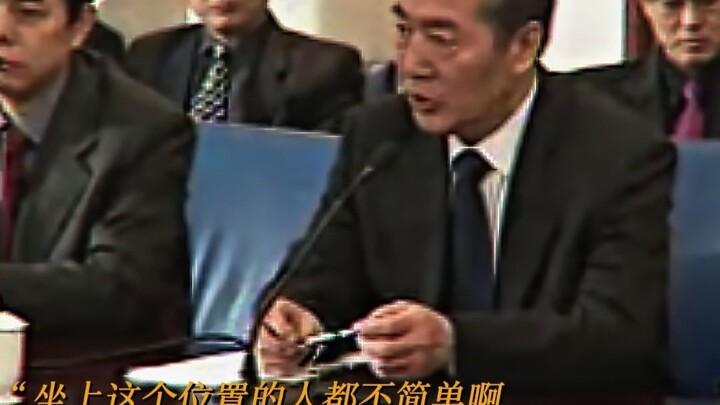 “Bề trên trông thì gió êm mây lặng, nhưng bên dưới đã dậy sóng ngầm; ai cũng nghĩ lần này Cống Khai 